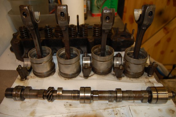 Pistons, big ends and crankshaft are all good and hopefully will be ok with just cleaning and new big-end and main bearing shells. Evidence of lightening/balancing of con-rods can be seen on the bigend shoulders. Unfortunately, having sought a second opinion on the cylinder bores, it was decided that a rebore and new pistons was advisable. Pistons are currently + 040, so the last shot is + 060 before resleeving back to standard.