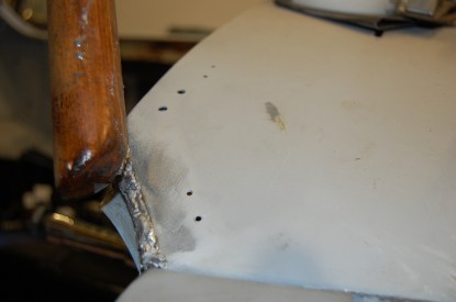 Getting the lead to the right level of pastiness is the trick and then work it with the padel lubricated with tallow.