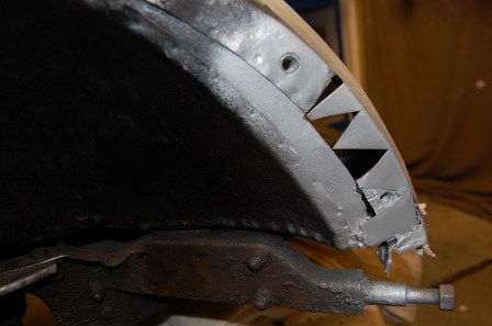 Area was primed with weld-thru primer before tacking plate in position.