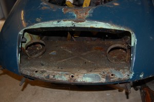 Front end and shroud in generally good shape - no previous significant accident damage.