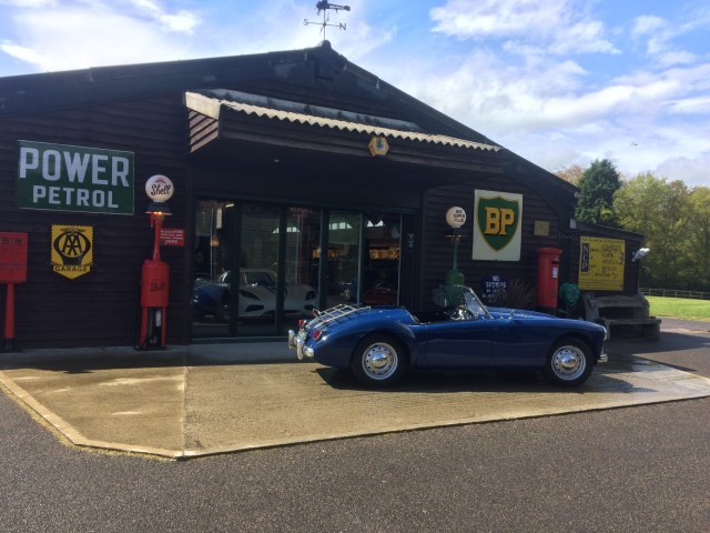 694C9398-BE8E-4D5E-A342-D88248F27531